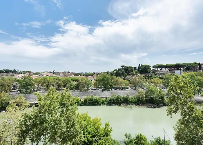 Lungotevere Ripa Luxury Apartment